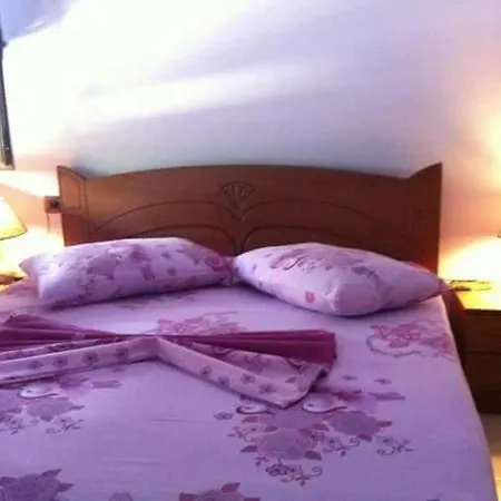 Restorant Leskoviku Bed & Breakfast *
